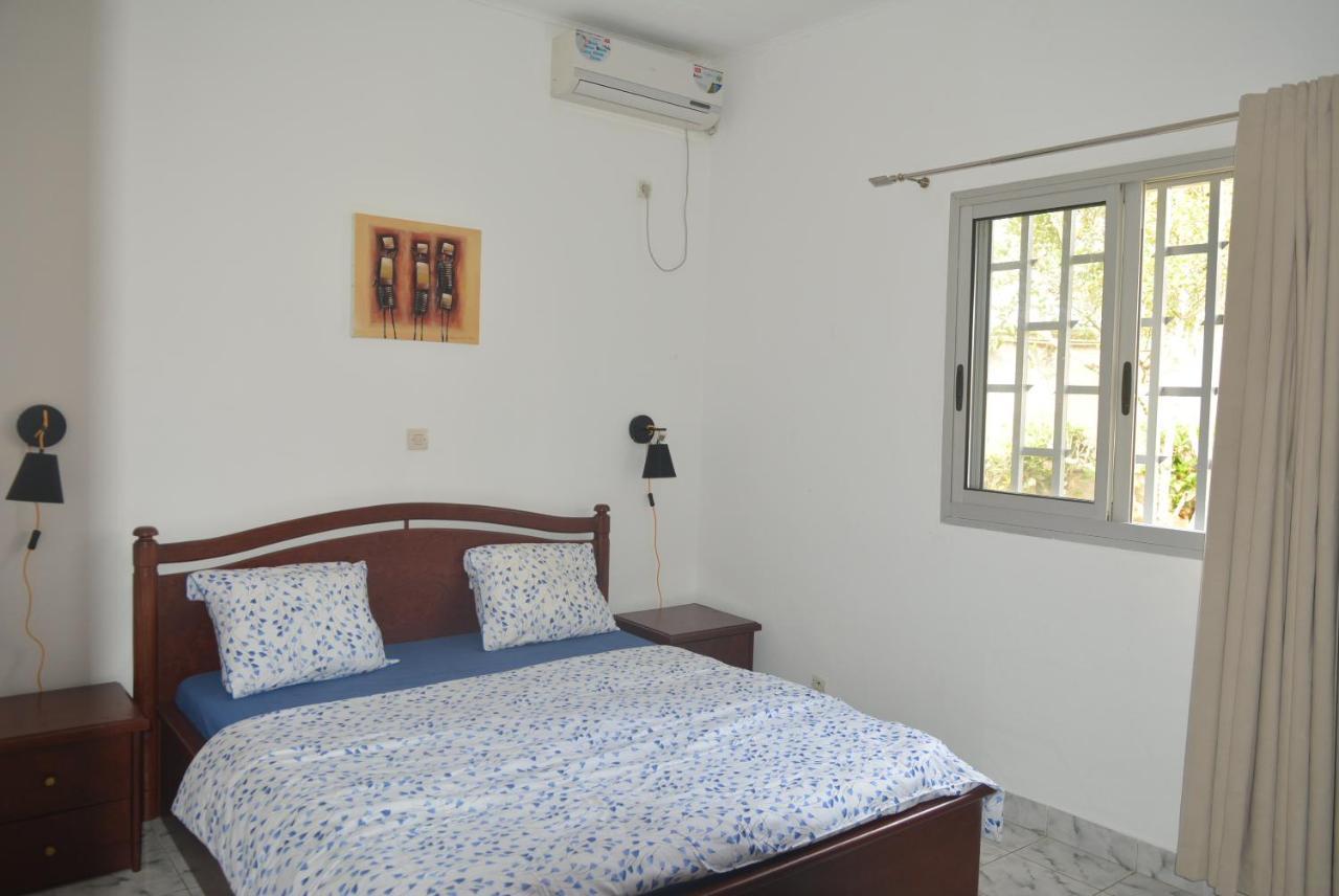 Villa Les 3 Oisillons Kribi Exterior photo